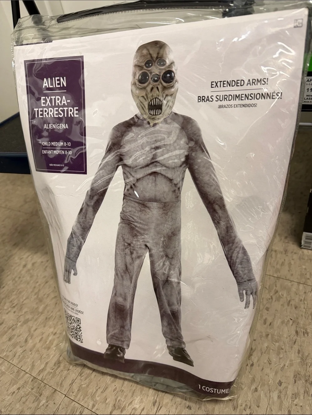 Amscan spooky alien